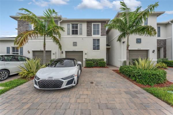 805 SE 18th St, Homestead, Florida 33034, image 1