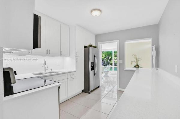 Willfred Park, 822 Avenida Hermosa, West Palm Beach, Florida 33405, image 1