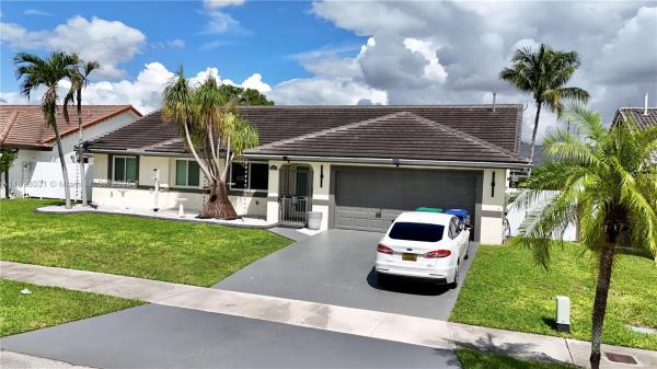 14931 SW 168th Ter, Unincorporated Dade County, Florida 33187, image 1