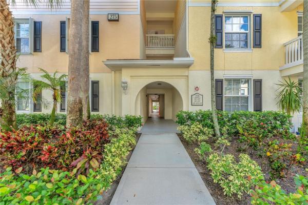 Somerset At Abacoa, 275 Murcia Dr 104, Jupiter, Florida 33458, image 1