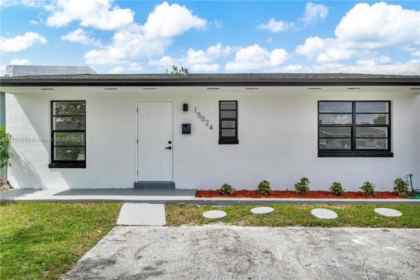 15024 SW 113th Ct, Unincorporated Dade County, Florida 33176, image 1