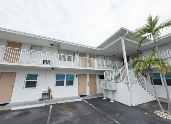 Lake View, 810 Lake Shore Dr #40, Lake Park, Florida 33403, image 1