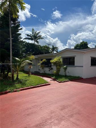 Realsite Estates, 18600 NW 42nd Pl, Miami Gardens, Florida 33055, image 2