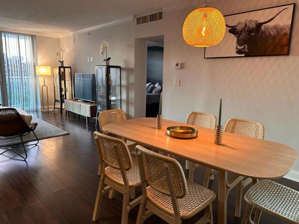 The Residences On Hollywood Beach, 3000 S Ocean Dr #612, Hollywood, Florida 33019, image 2