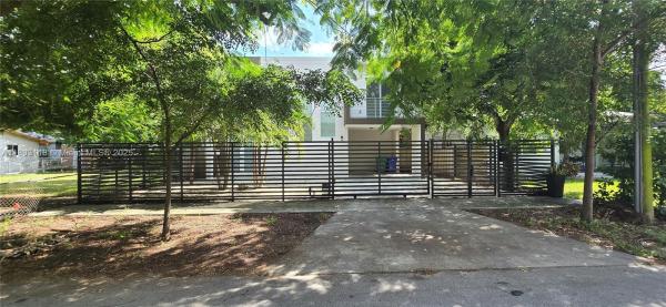 MacFarlane Homestead, 3790 Oak Ave, Miami, Florida 33133, image 1