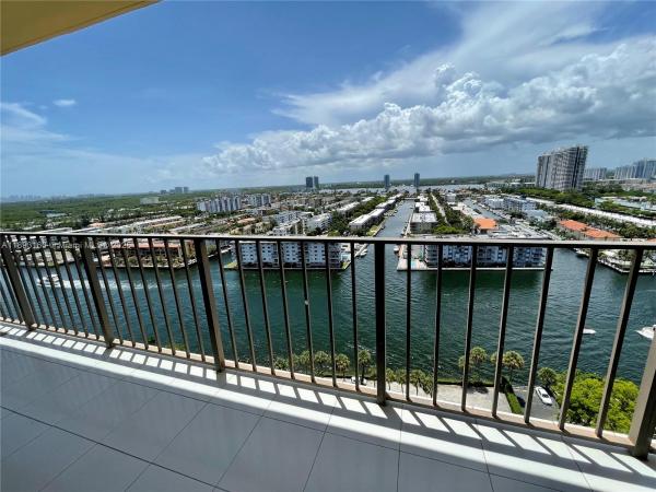 Winston Towers 700, 290 174th St #2108, Sunny Isles Beach, Florida 33160, image 1