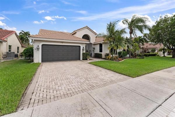 The Ridge On Nob Hill, 2864 E Abiaca Cir, Davie, Florida 33328, image 1