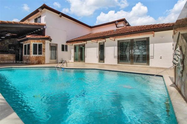 Marbella Park, 8416 NW 201st St, Hialeah, Florida 33015, image 3