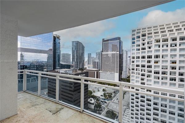 The Plaza On Brickell West, 951 Brickell Ave #2601, Miami, Florida 33131, image 2