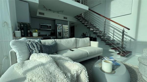 Brickell On The River South Tower, 41 SE 5th St #1716, Miami, Florida 33131, image 1