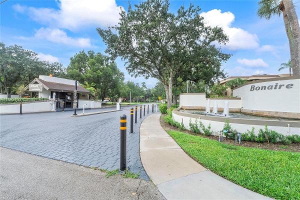 Bonaire At Woodmont, 7675 NW 79th Ave #209, Tamarac, Florida 33321, image 1