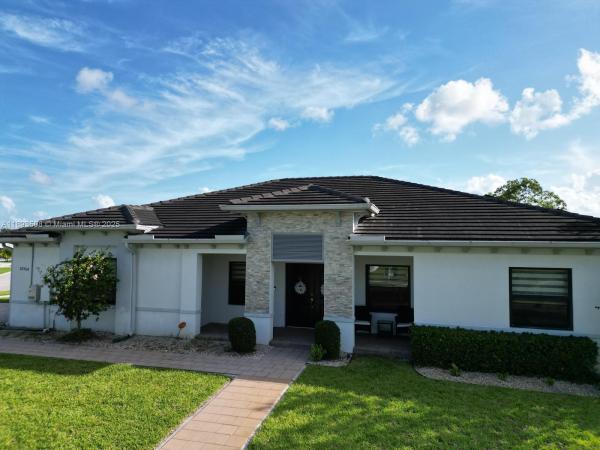 18964 SW 135th Ave, Unincorporated Dade County, Florida 33177, image 1