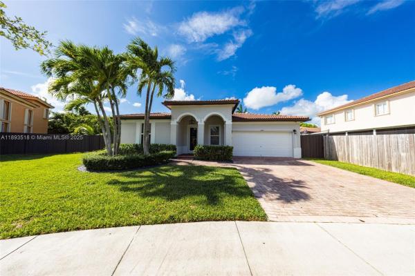 2122 NE 39th Ter, Homestead, Florida 33033, image 1