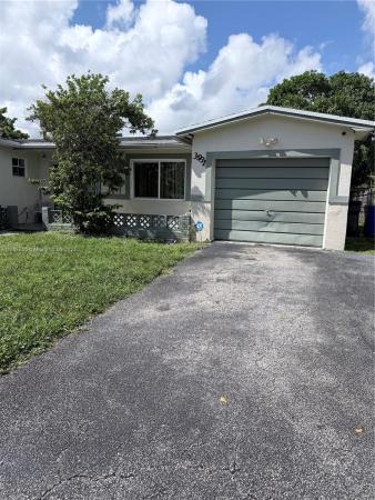 Oriole Estates, 3931 NW 32nd Ave, Lauderdale Lakes, Florida 33309, image 1