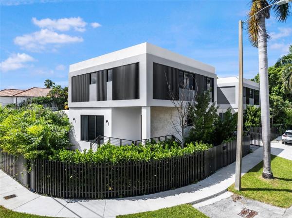Silver Bluff Gardens, 3300 SW 27th Ter, Miami, Florida 33133, image 1