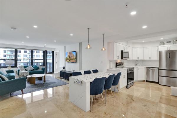5225 Collins Ave #1411, Miami Beach, Florida 33140, image 1