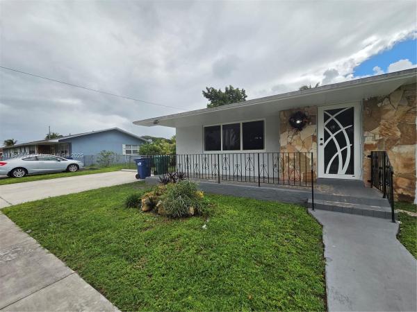 799 NW 107th St, Unincorporated Dade County, Florida 33168, image 1