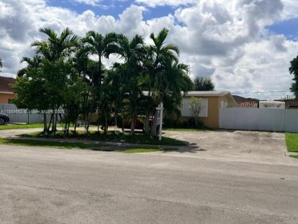11260 SW 60th Ter, Unincorporated Dade County, Florida 33173, image 1