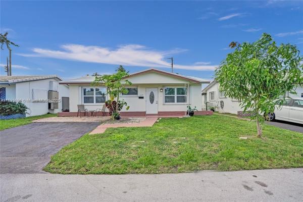 Tamarac Lakes, 4577 NW 16th Ter, Tamarac, Florida 33309, image 1