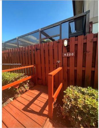 4300 S Landar Dr, Lake Worth, Florida 33463, image 1