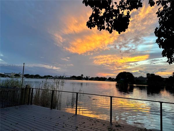 La Beau Acres, 5521 SW 24th Ave, Dania Beach, Florida 33312, image 1