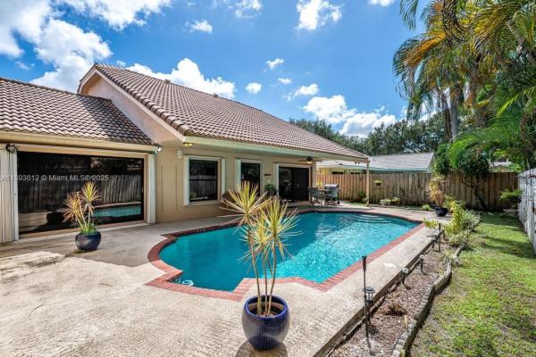 Fox Run At Jacaranda, 1855 NW 106th Ter, Plantation, Florida 33322, image 1
