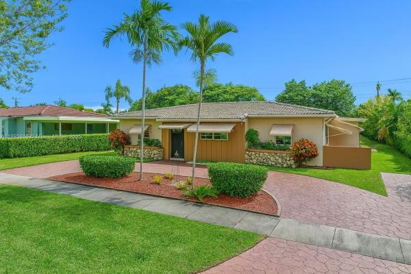6760 SW 48th St, Unincorporated Dade County, Florida 33155, image 1