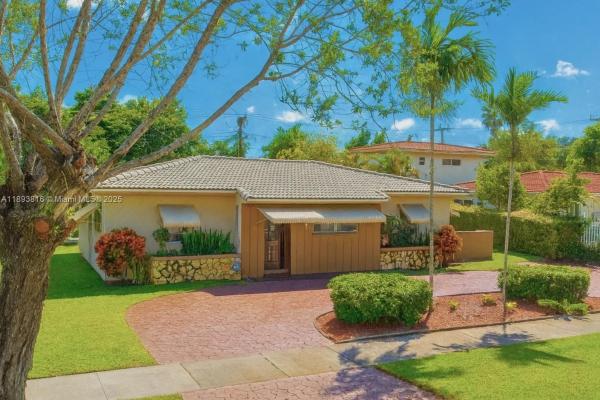 Reid Manor, 6760 SW 48th St, Glenvar Heights, Florida 33155, image 2