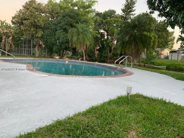Kimberly Village, 6520 Kimberly Blvd, North Lauderdale, Florida 33068, image 2
