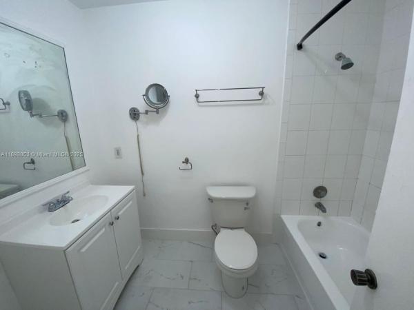 Coral Reef Townhouses, 15389 S Dixie Hwy #45, Palmetto Bay, Florida 33157, image 2
