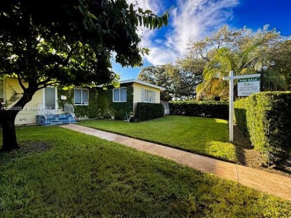 Griffing Biscayne Park Estates, 13075 NE 4th Ave, North Miami, Florida 33161, image 1