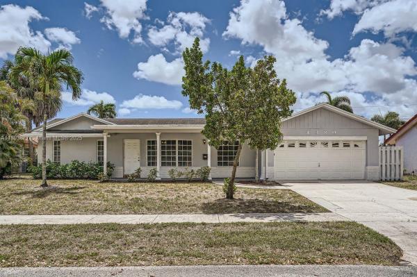 Coconut Creek No HOA, 4380 NW 4th Ct, Coconut Creek, Florida 33066, image 1