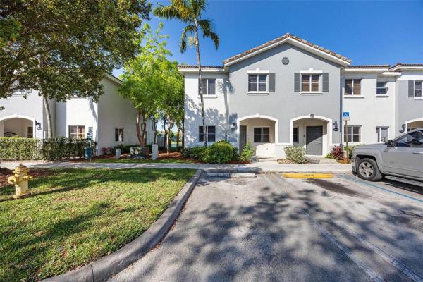 2956 SE 15th Ter, Homestead, Florida 33035, image 1