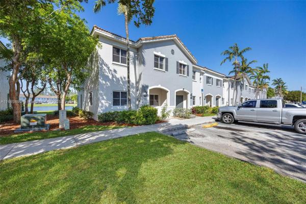 2956 SE 15th Ter, Homestead, Florida 33035, image 3
