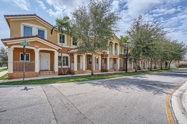 24363 SW 109th Ave, Unincorporated Dade County, Florida 33032, image 1
