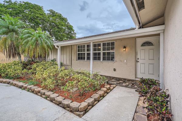 Palm Beach Gardens No HOA, 9802 N Military Trl, Palm Beach Gardens, Florida 33410, image 2
