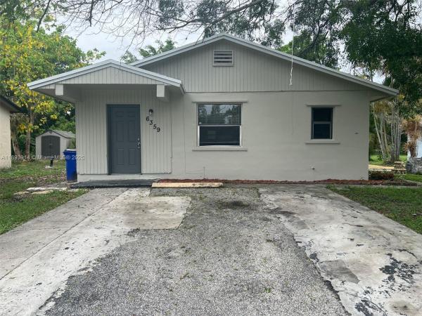 Southgate, 6359 SW 1st St, Margate, Florida 33068, image 1