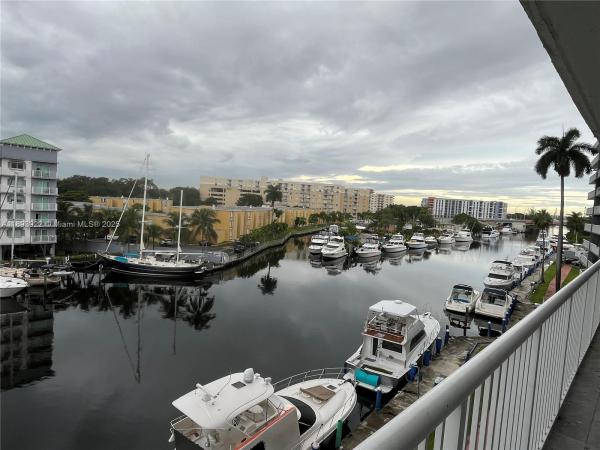 Island Del Mar, 1800 NW 24 Ave #510, Miami, Florida 33125, image 1