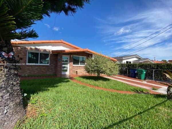 3260 SW 87th Pl, Unincorporated Dade County, Florida 33165, image 1