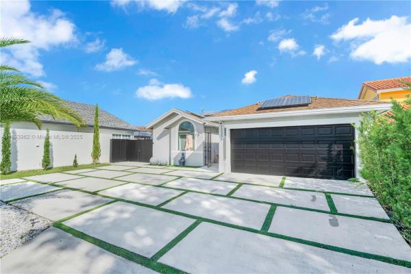 15555 SW 57th Ter, Unincorporated Dade County, Florida 33193, image 1