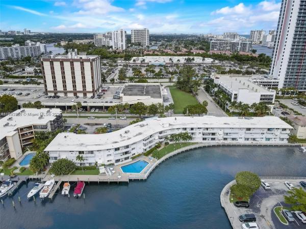 The Islander, 2500 Diana Dr #306, Hallandale Beach, Florida 33009, image 2