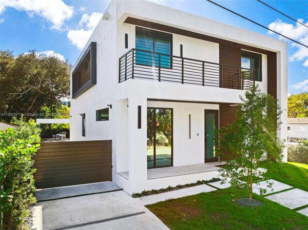 2572 NE 182nd Ter, North Miami Beach, Florida 33160, image 1