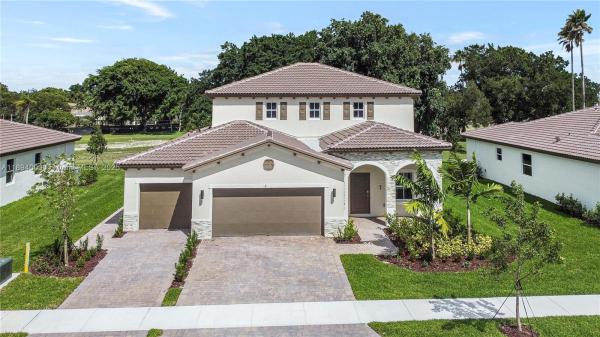 Unincorporated Dade County, Florida 33035, image 1