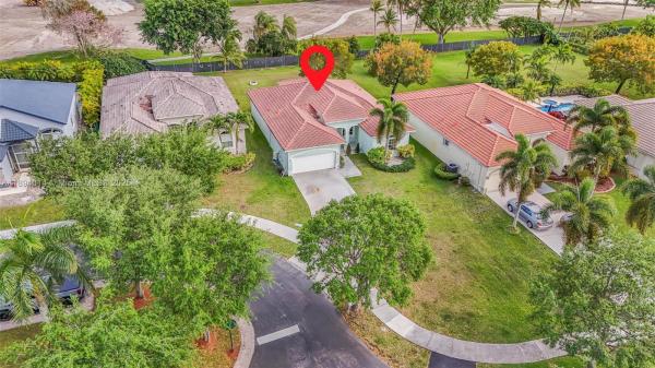 2821 Augusta Dr, Homestead, Florida 33035, image 1