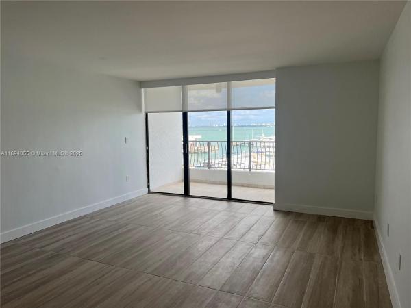 Venetia, 555 NE 15th St #411, Miami, Florida 33132, image 3