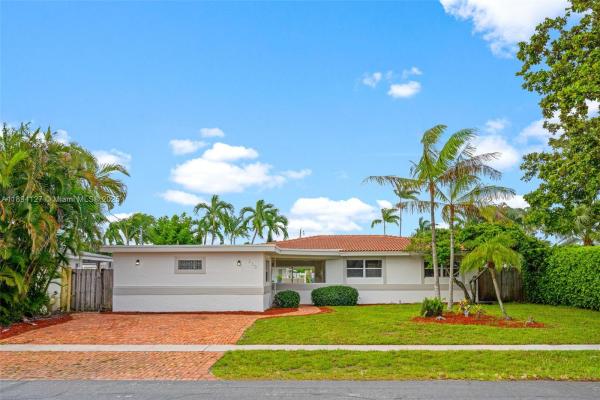 Cypress Harbor, 230 SE 9th St, Pompano Beach, Florida 33060, image 1