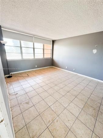 Crestview Towers, 2025 NE 164th St #206, North Miami Beach, Florida 33162, image 2