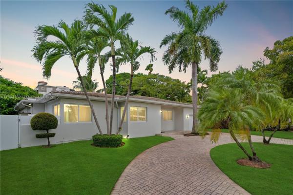 Venetian Keystone Point, 12932 Ixora Rd, North Miami, Florida 33181, image 1
