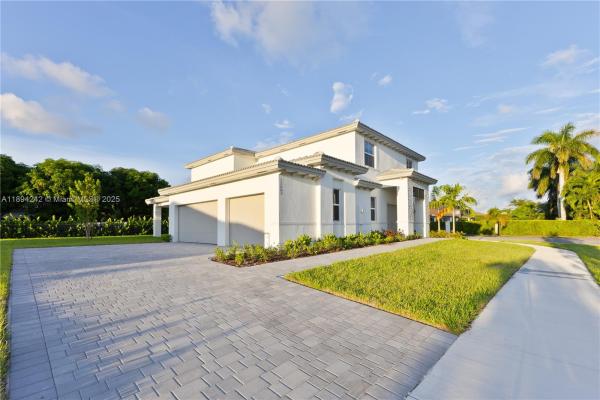 13203 SW 188th Ter, South Miami Heights, Florida 33177, image 2