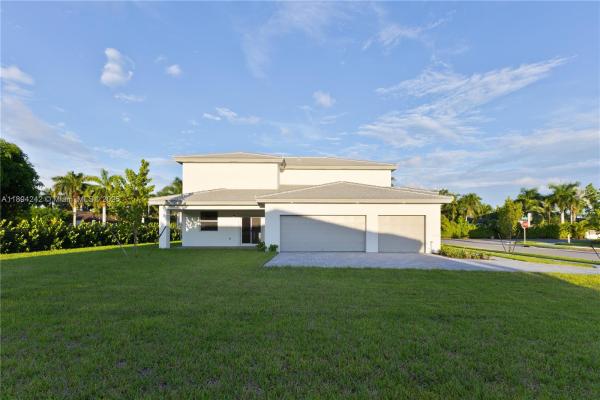 13203 SW 188th Ter, South Miami Heights, Florida 33177, image 3